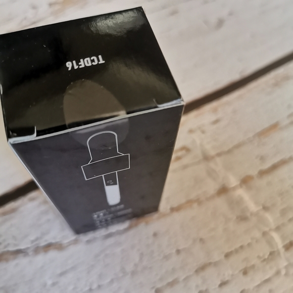 🔥2/$20 🌼Host Pick🌼 NYX Drop Foundation - Picture 2 of 7